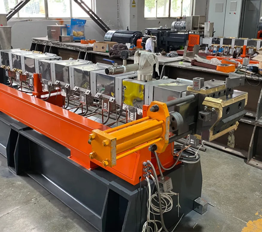 Twin-Screw Plastic Extruder/Pelletizer