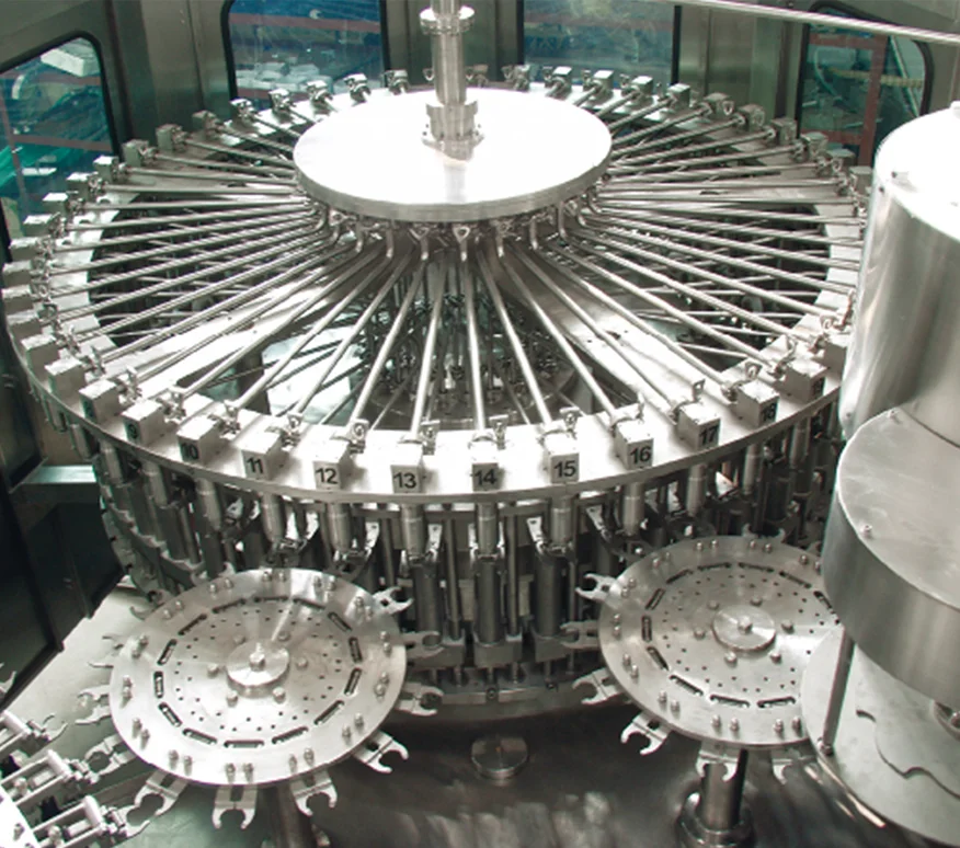 Machine de remplissage à chaud